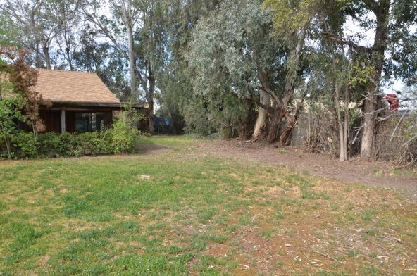 115 N Valley Oaks Dr, Visalia, CA 93292